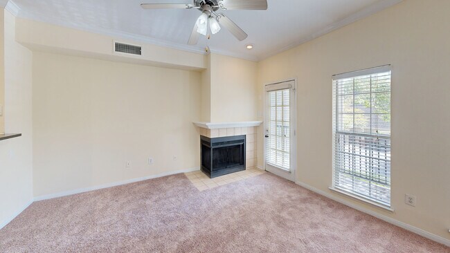 Interior Photo - The Carriage Homes at Wyndham