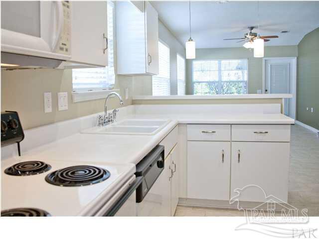 Foto del edificio - 2448 Spyglass Cir