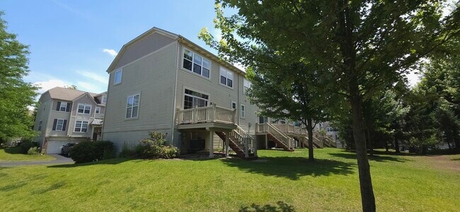 Foto del edificio - 3462 Bradbury Cir