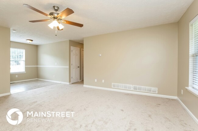 Building Photo - 143 Beechwood Ln