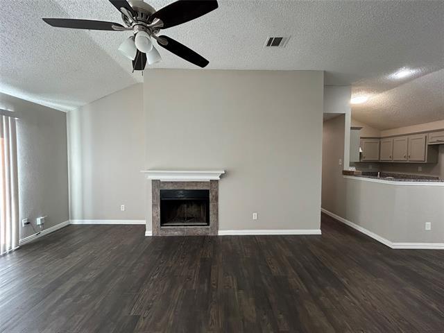 Foto del edificio - 6709 Silver Sage Dr