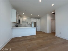 Building Photo - 12556 Kenwood Ln
