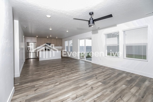 Building Photo - 9094 W Inspirado St