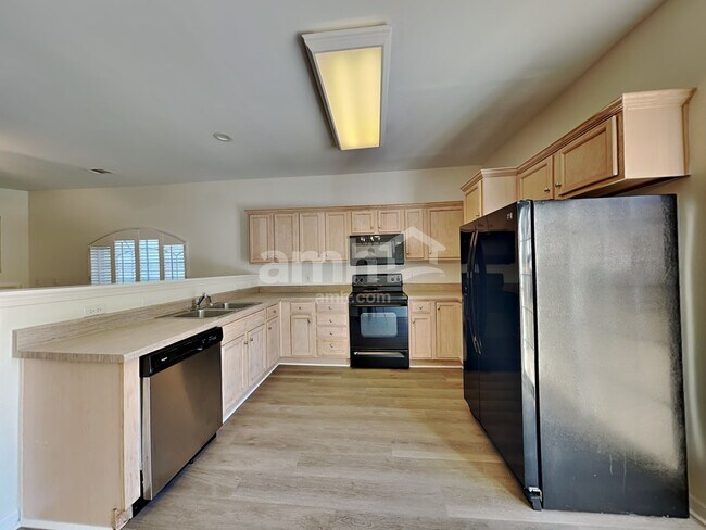 Foto del edificio - 300 Pemaquid Ct