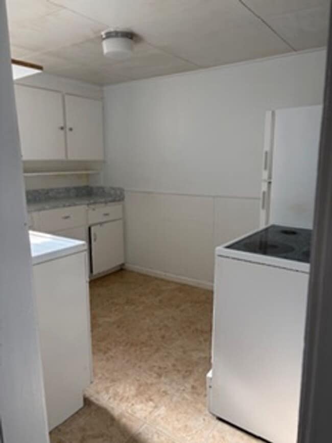 Building Photo - ACE Rental