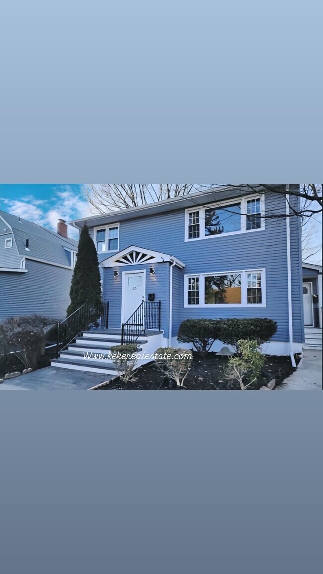 Foto del edificio - 35 Watson Ave