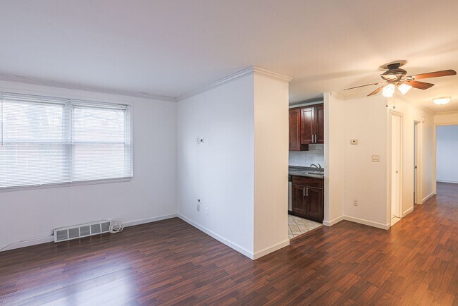Foto del edificio - Charming 2-Bedroom Condominium with Modern...