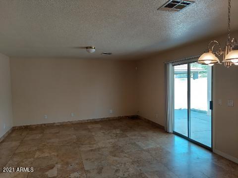 Foto del edificio - 3242 W Quail Ave