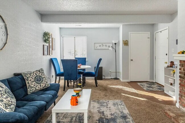 Foto del edificio - Hillsdale Apartments