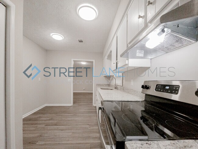 Foto del edificio - Charming 4 Bedroom in Phenix City!