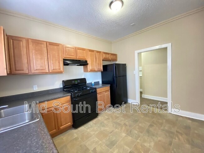 Foto del edificio - 2323 E 2nd St