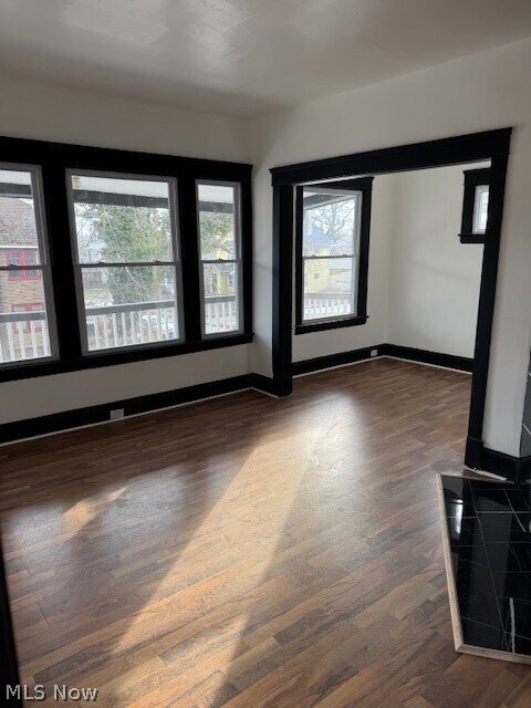 Foto del edificio - 12001 Oakview Ave