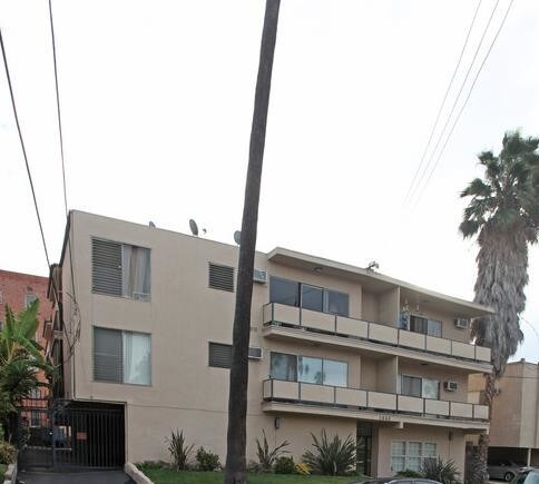 Front - 1850 Taft Ave
