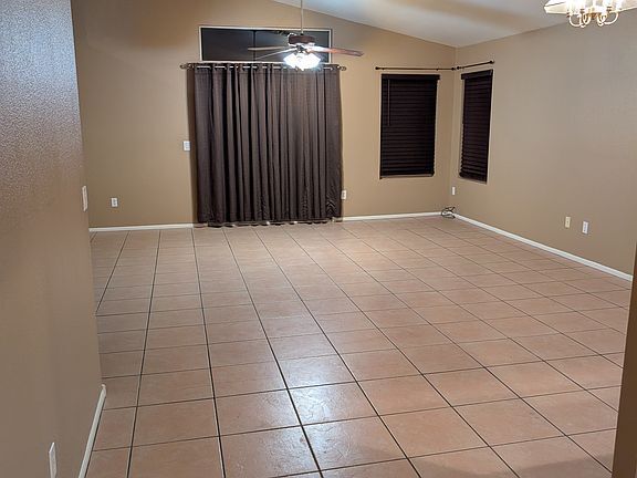 Foto del edificio - 10430 W Orange Dr