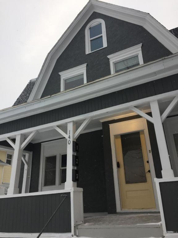 Building Photo - 140 N 31st Ave