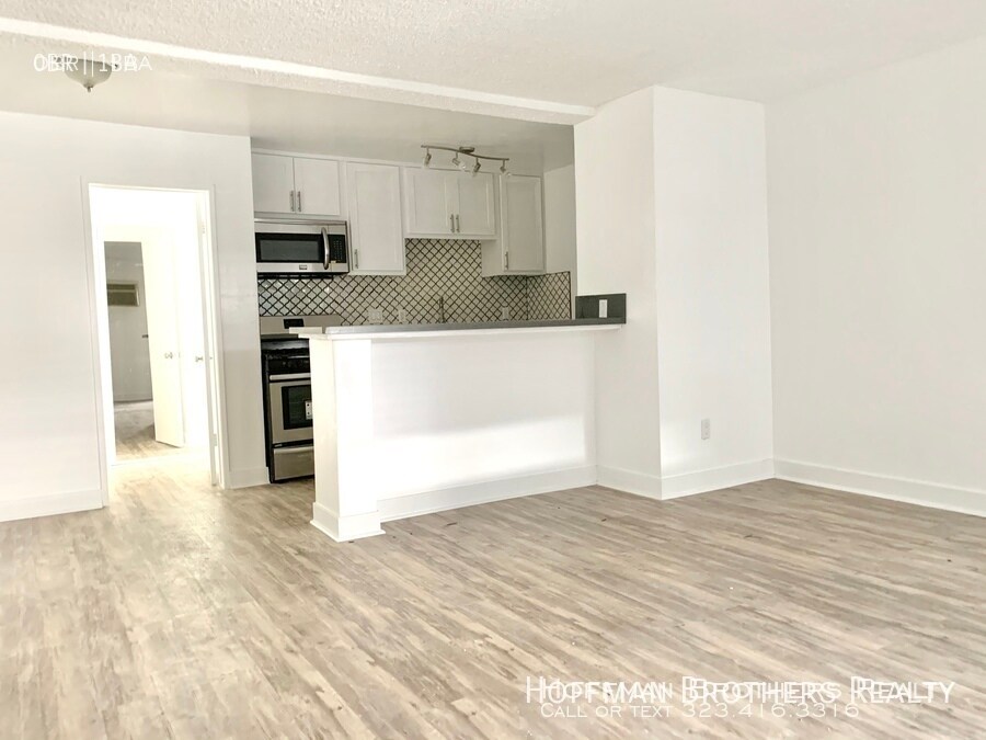 Foto principal - 6553 La Mirada Ave