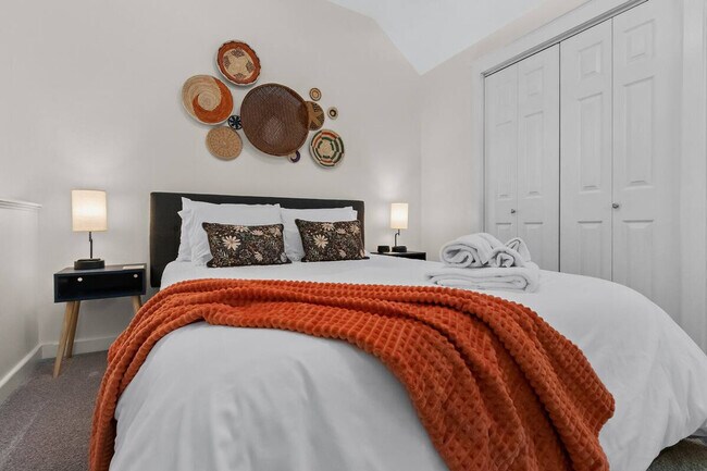 Foto del edificio - 243 S Gregg Ave