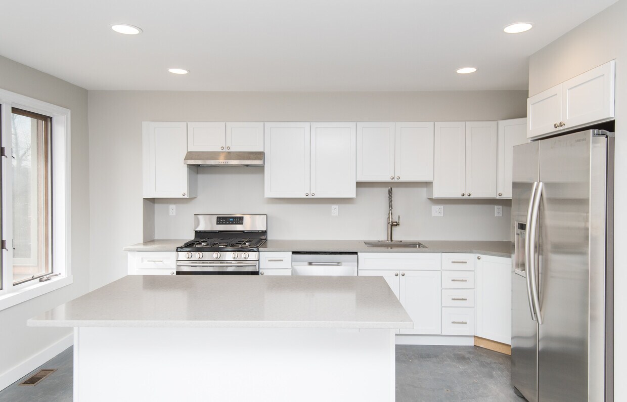 Foto principal - 214 Chestnut Ave