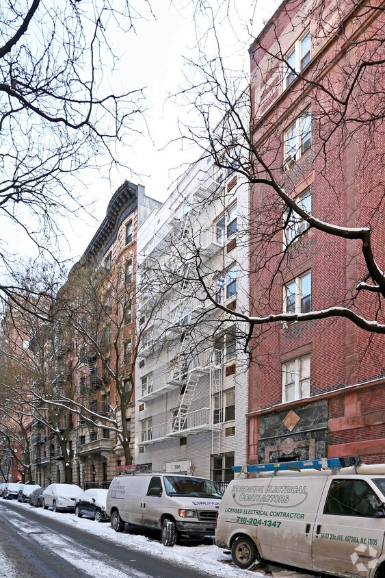 Primary Photo - 326 W 83rd St