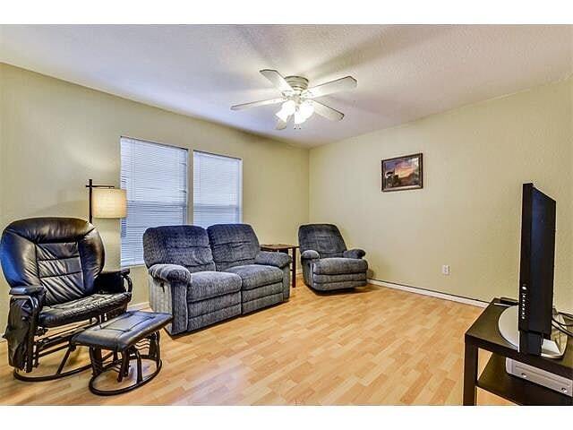Foto del edificio - 3107 E 14th St