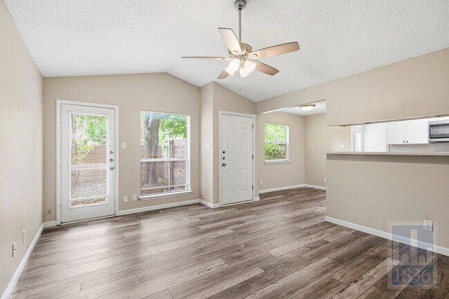 Building Photo - 13305 Waverly Ct