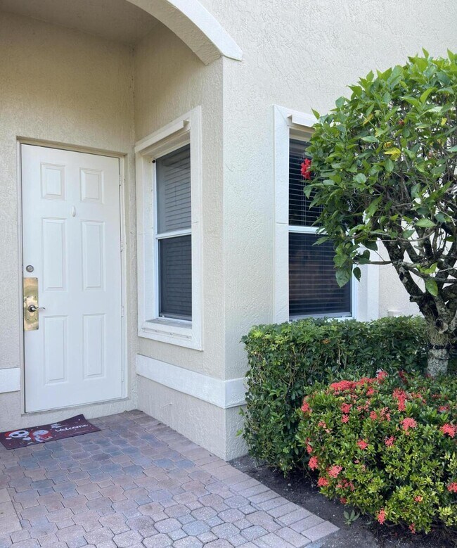 Building Photo - 8125 Mulligan Cir