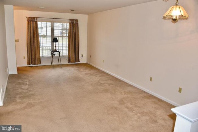 Building Photo - 2 bedroom in Newmanstown PA 17073