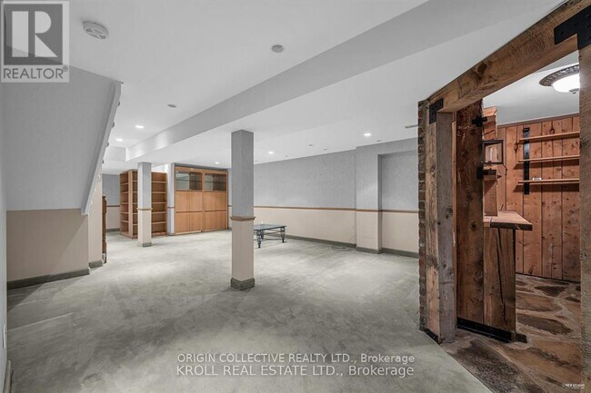 Building Photo - 77 Celebrity Greens Way