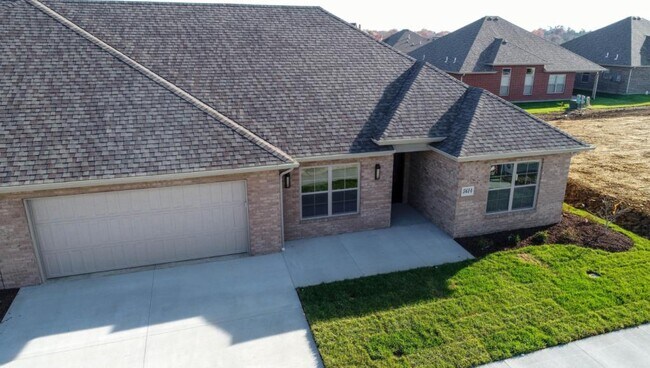 Foto del edificio - 5614 Bower Ln