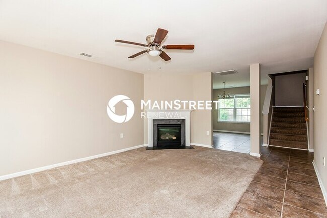 Building Photo - 4 Bedroom Pet-Friendly Home in Monroe, NC with Main Street Renewal