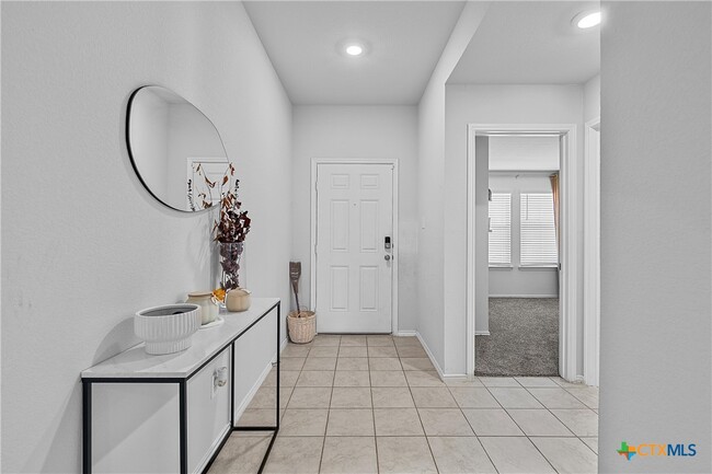Building Photo - 9705 Kensley Rose Dr