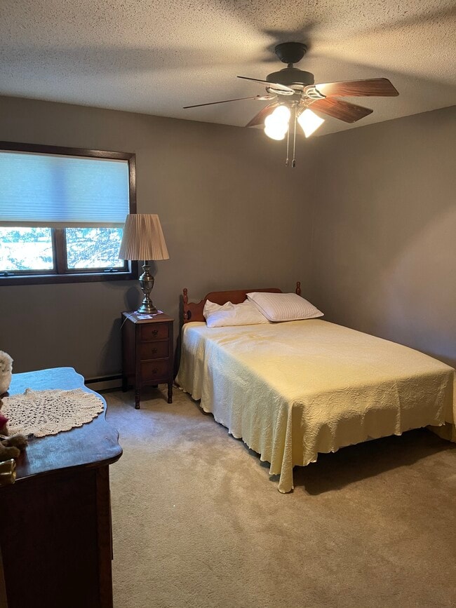 Foto del edificio - 1006 Hackberry Dr