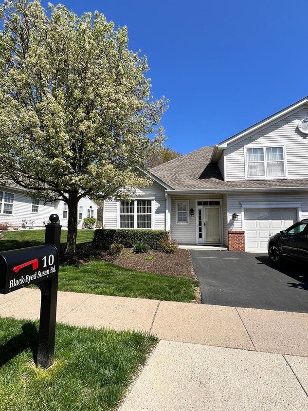 Primary Photo - 2 Bed 2.5 Bath Twin in The Villages of Flo...