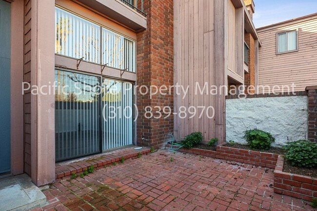 Building Photo - Lush and Lavish Three Bedroom Neatly Tucked Away In The Villa Vallarta Townhouse Community