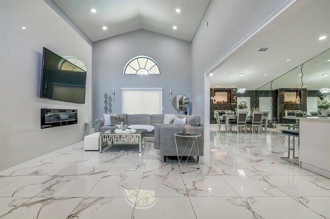 Foto del edificio - 10463 Ventura Dr