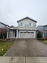 Building Photo - 2925 Mahogany St NE