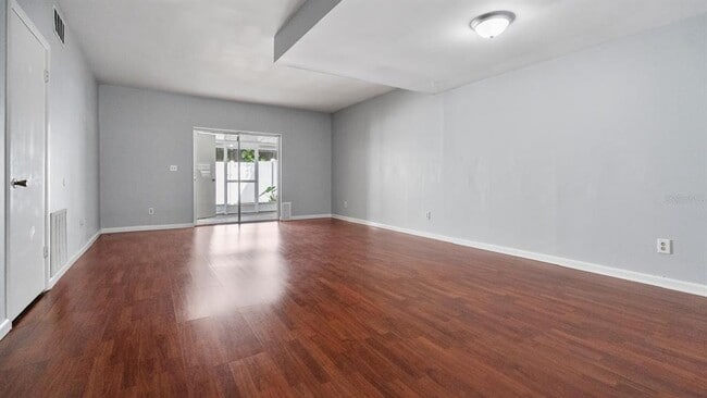 Building Photo - 11717 Wesson Cir E