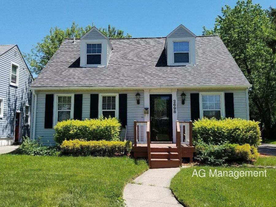 2698 Oakshire Ave, Berkley, MI 48072 House Rental in Berkley, MI