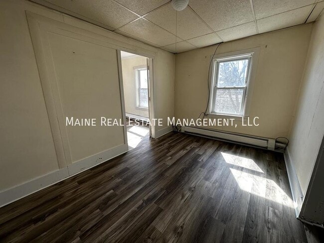 Building Photo - 124 York St