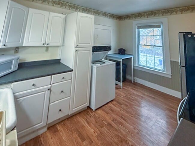 Foto del edificio - 30-32 Sherman St - Lakefront Living, Right in the Heart of Burlington