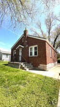 Building Photo - 10194 Imperial Dr