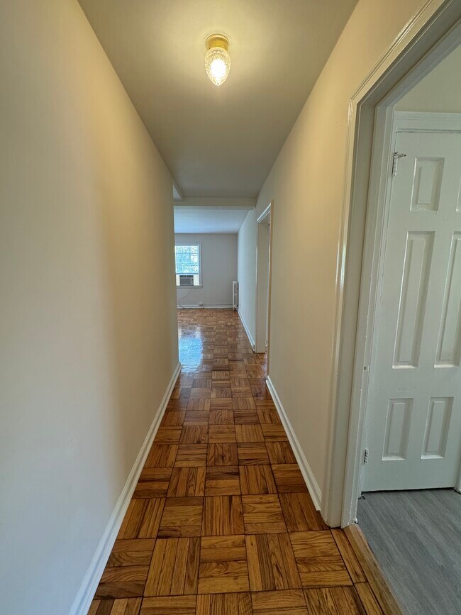 Foto del edificio - 2851 Thornhill Rd