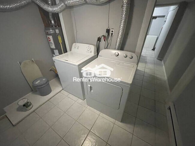 Foto del edificio - 519 S Port St