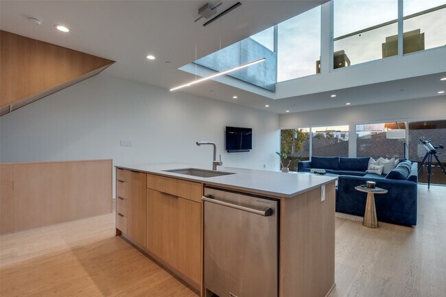 Building Photo - 4626 Coles Manor Pl