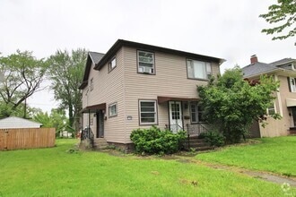 Building Photo - 1156 Kinsmoor Ave