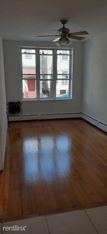 Foto del edificio - 289 Grant Ave