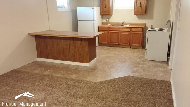 Foto del edificio - 626 Bertrand St