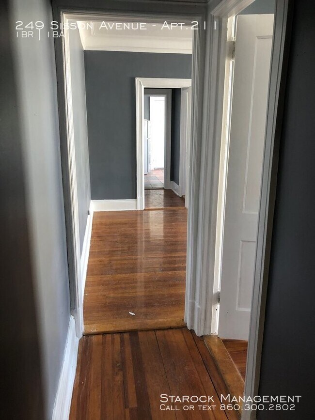 Building Photo - 249 Sisson Ave