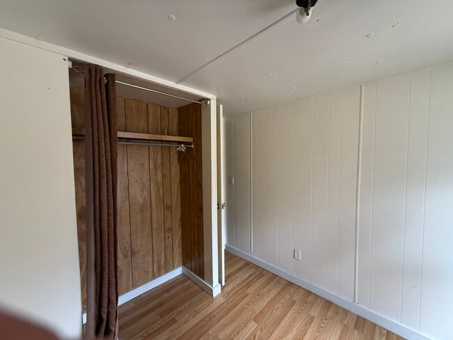 Building Photo - 2100 Roach St