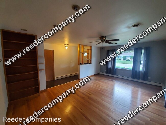 Building Photo - 3 br, 1.5 bath House - 9221 Grace Street